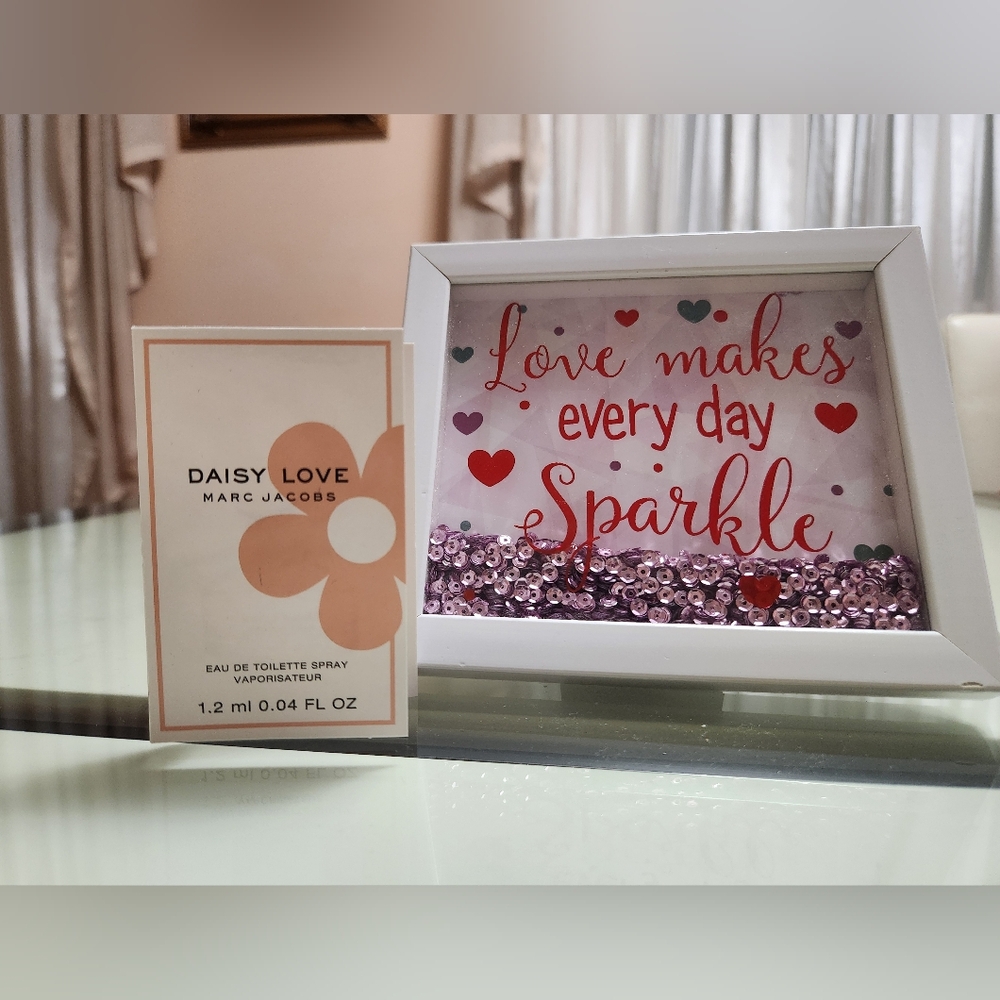 5/$25✨️MJ Daisy Love✨️